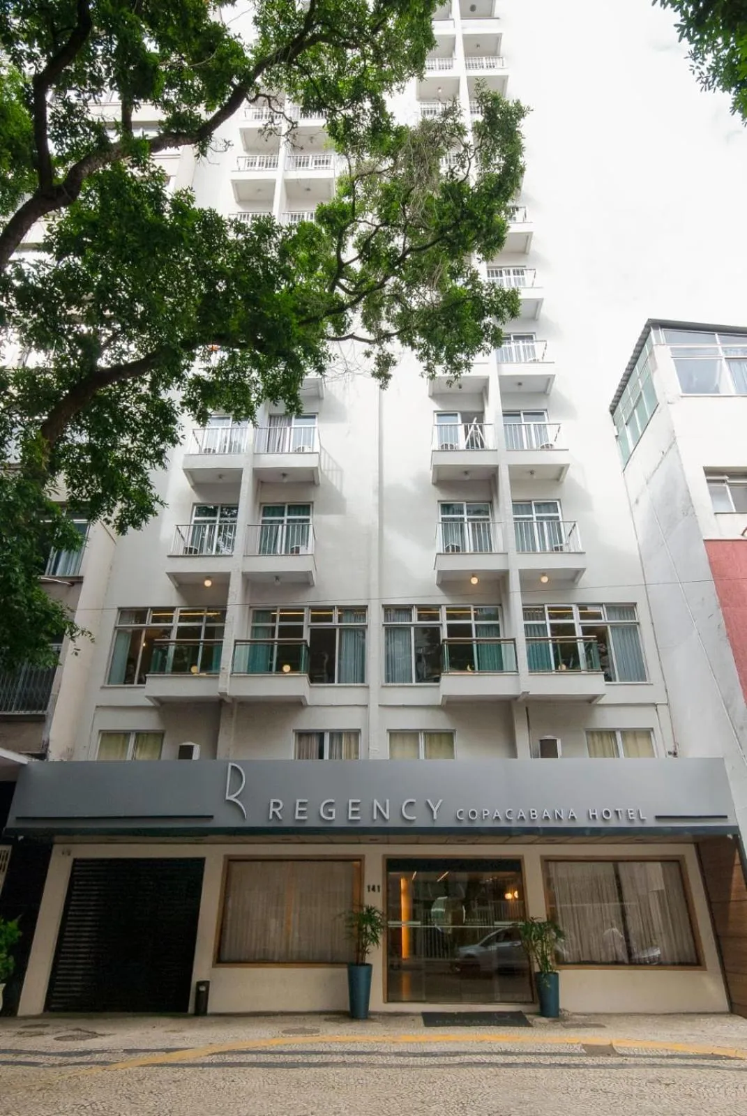 Property building in Regency Copacabana Hotel