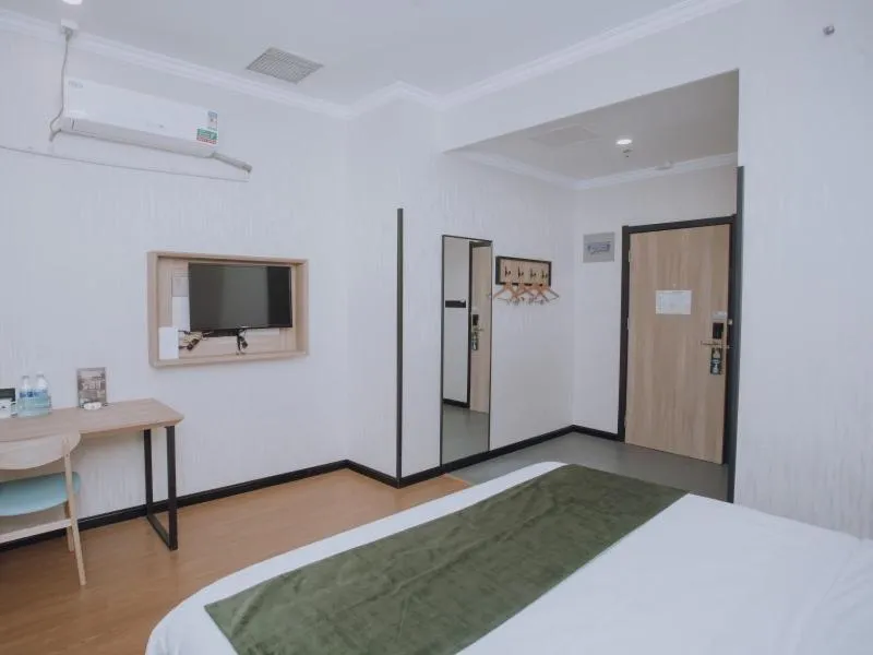 Bed in GreenTree Inn JiangSu HuaiAn North ChengDe Road East BeiJing Road Express Hotel