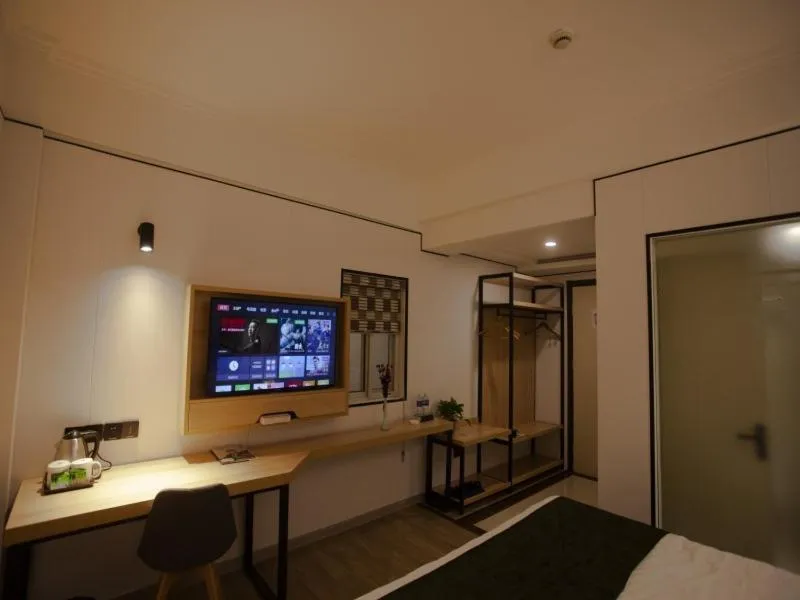 Bed in GreenTree Inn Jiangsu Lianyungang Guannan West Renmin Road Express Hotel
