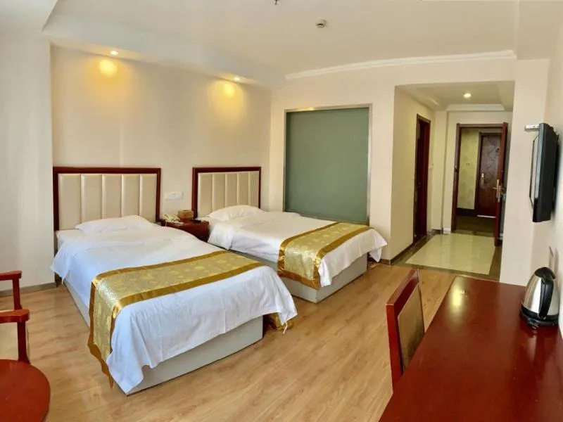 GreenTree Inn Jiangsu Changzhou Jinghu High-speed Rail North Station Business Hotel