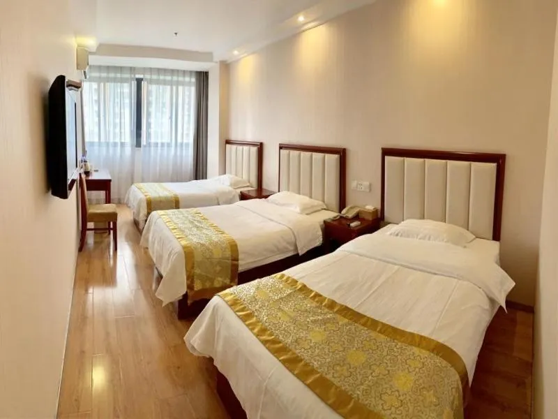 GreenTree Inn Jiangsu Changzhou Jinghu High-speed Rail North Station Business Hotel