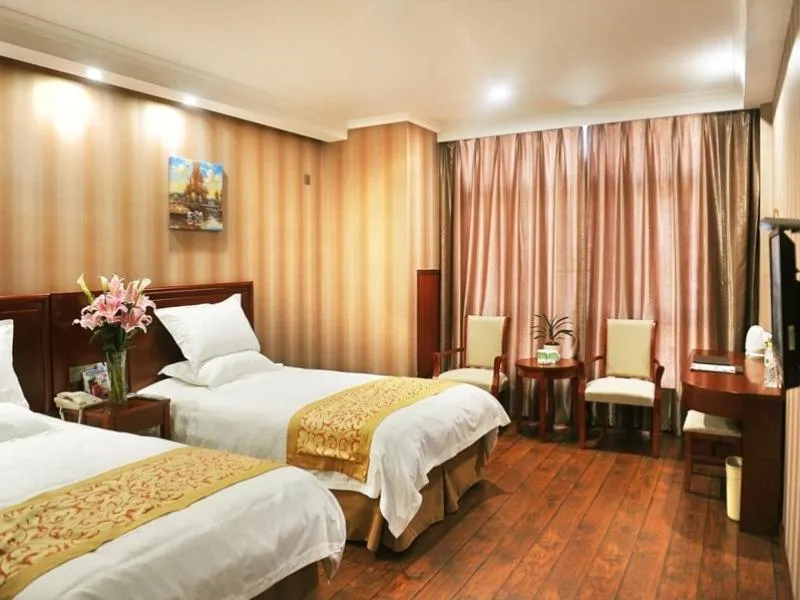 Bed in GreenTree Inn Jiangsu Changzhou Hutang Textile City Business Hotel