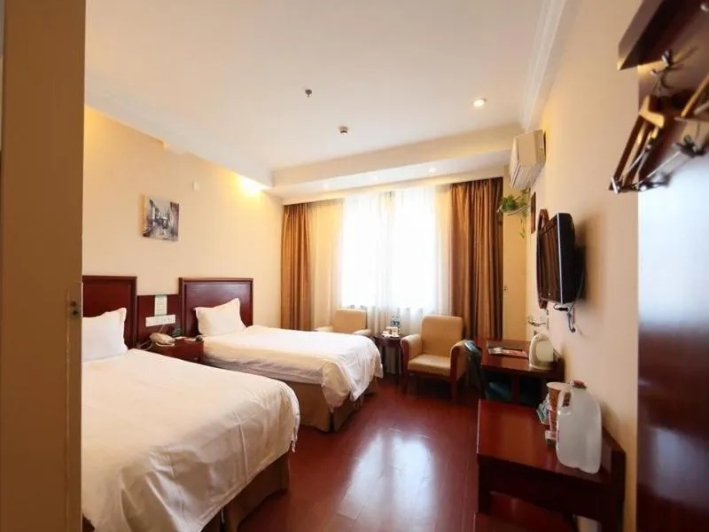 Bed in GreenTree Inn Hefei Maanshan Road Qiupuhe Road Subway Station Business Hotel