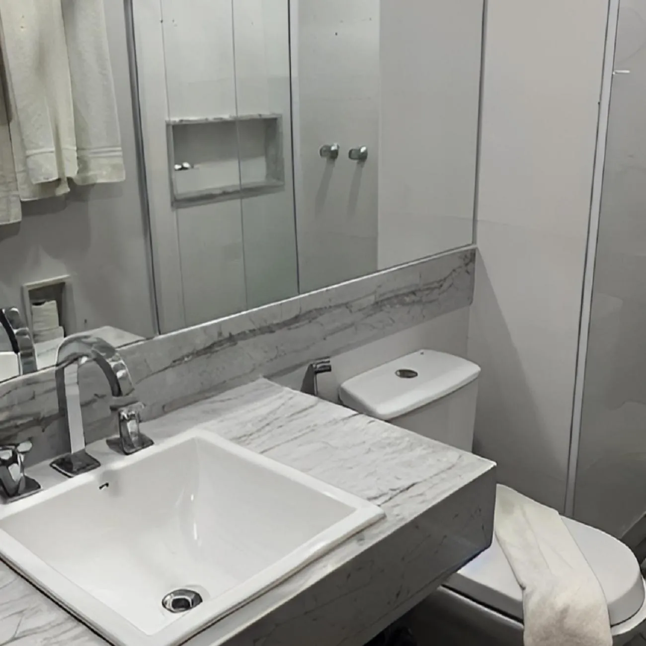 Bathroom in Real Palace Hotel