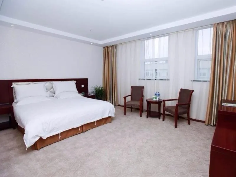 Bed in GreenTree Inn Anhui Hefei Huizhou Avenue Dazhonglou Express Hotel