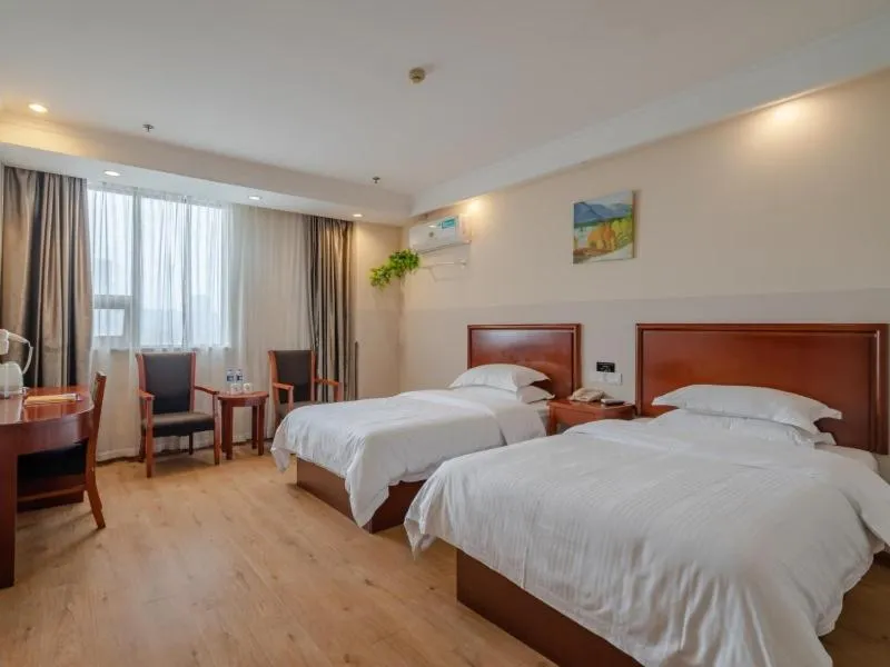 Bed in Greentree Inn Hefei Yakun Plaza Branch