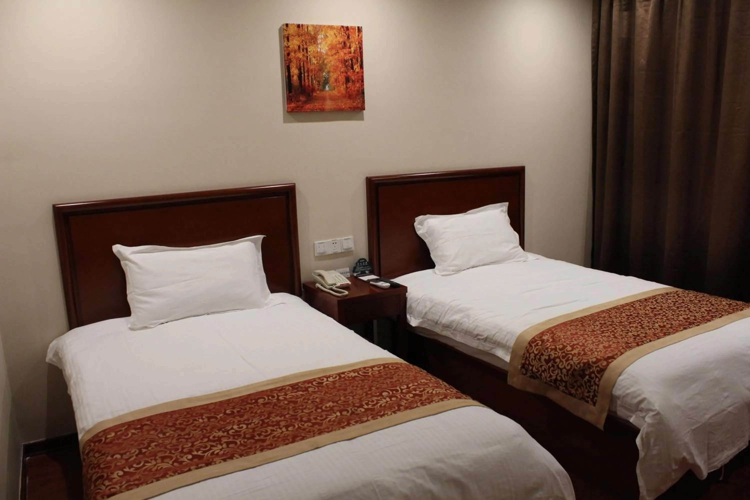 Bed in GreenTree Inn Zhejiang Ningbo Passenger Transport Center Tongda Road Shell Hotel