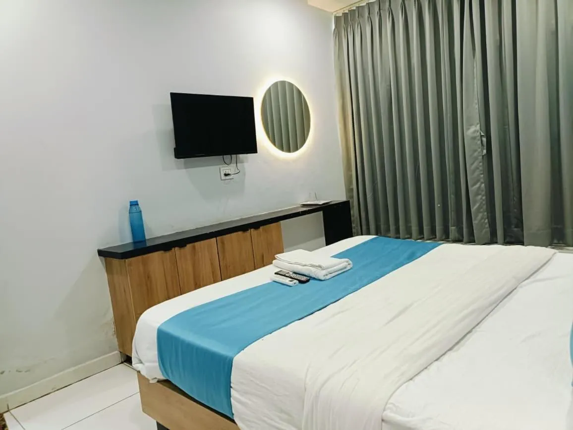 Bed in hotel grand view