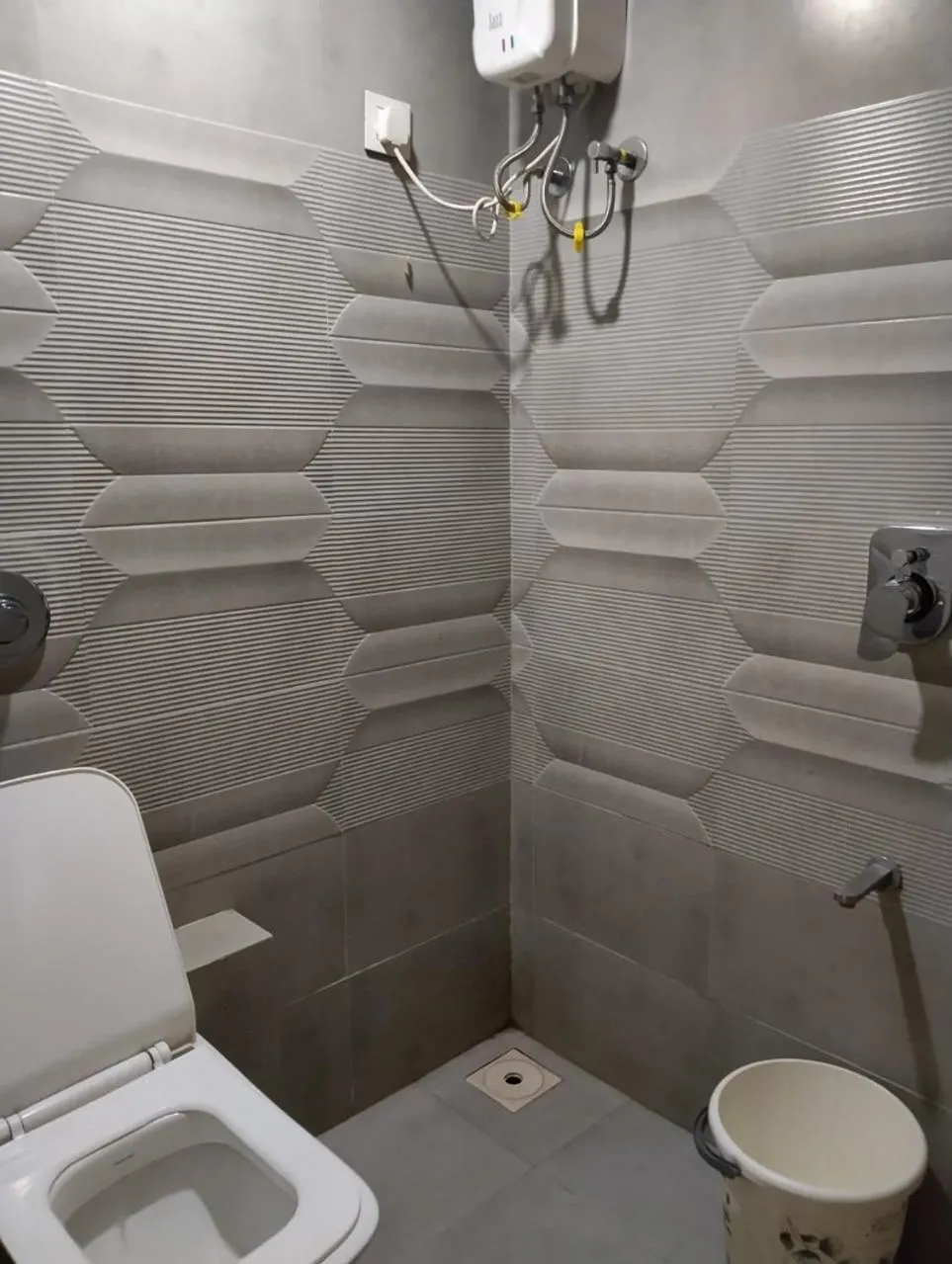Shower in hotel grand view