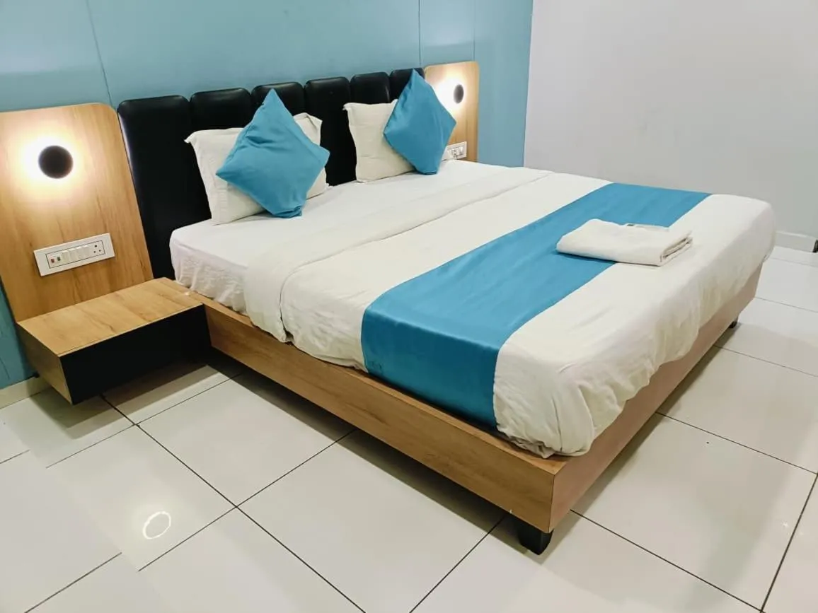 Bed in hotel grand view