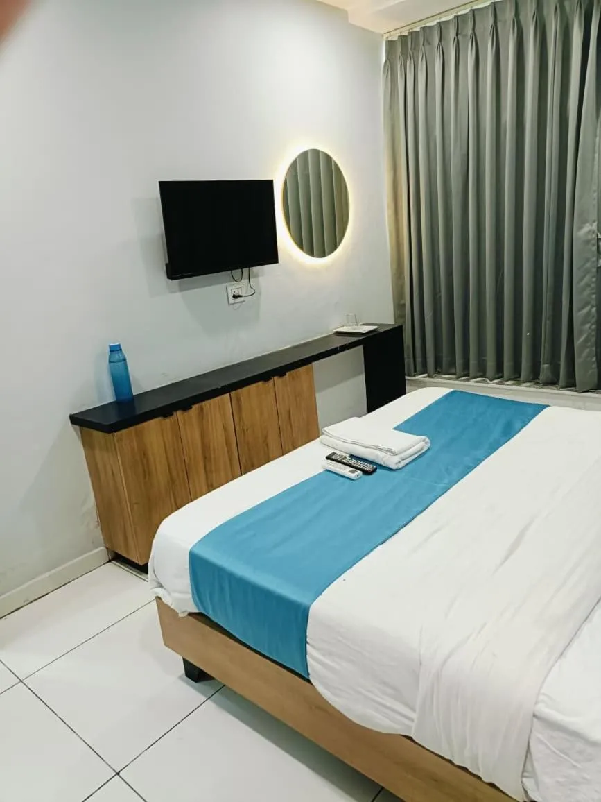 Bed in hotel grand view