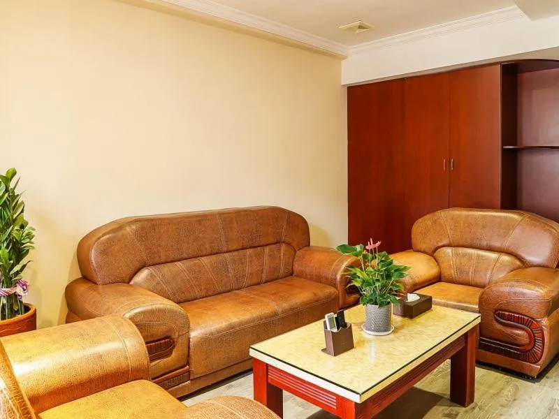 GreenTree Inn Guangdong Shenzhen Longhua New Area Longguan Rord Tianhong Express Hotel