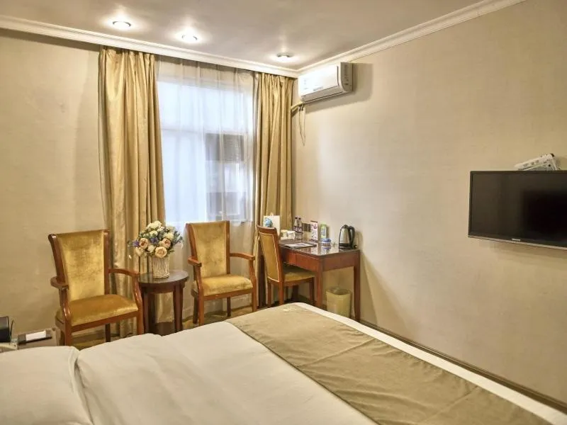 Bed in GreenTree Inn Guangdong Foshan Longjiang North Fenghua Road Express Hotel