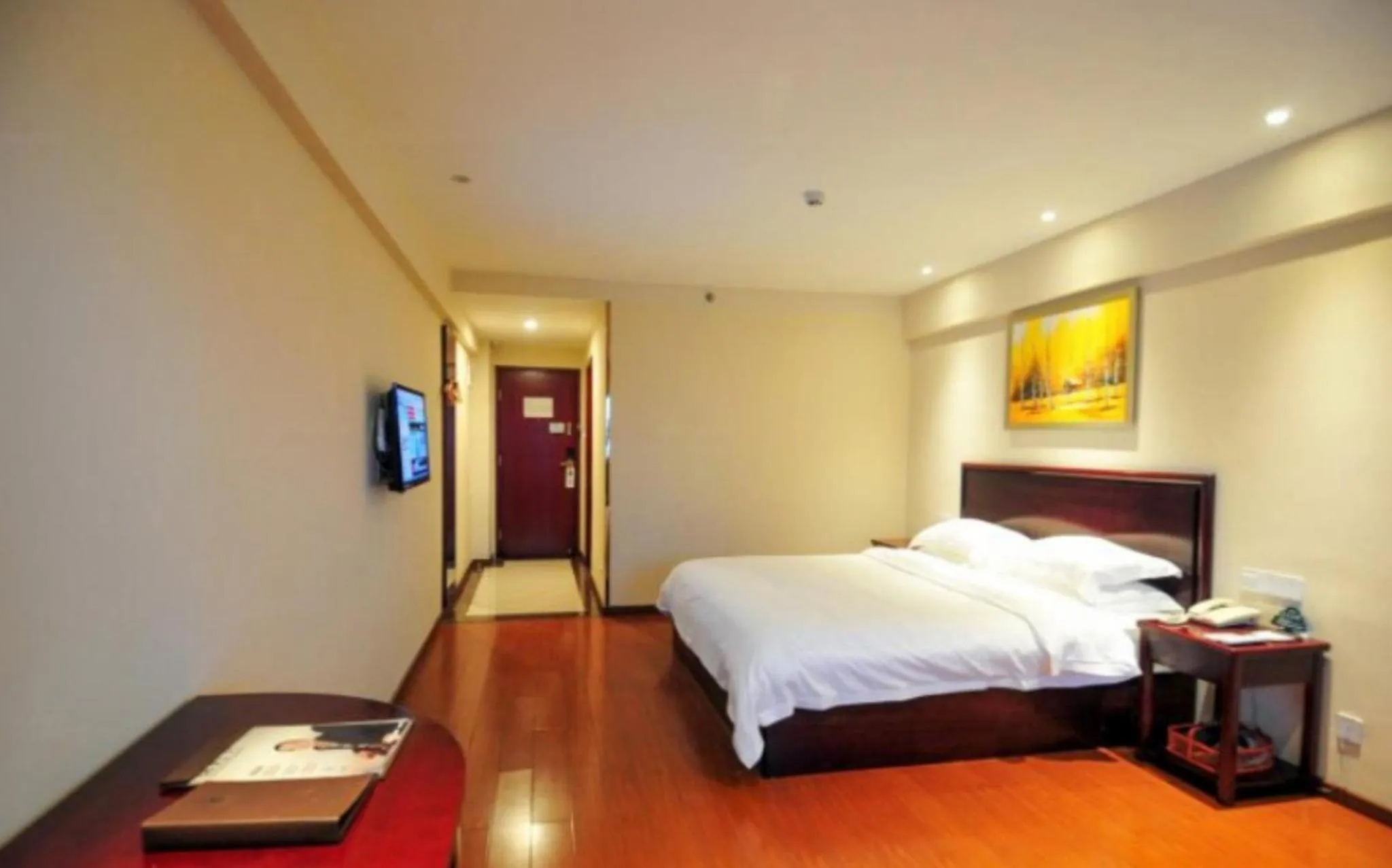 Bed in GreenTree Inn Hainan Haikou Haifu Road Provincial Government Express Hotel