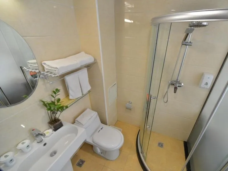 GreenTree Alliance Beijing West Railway Station North Square Hotel