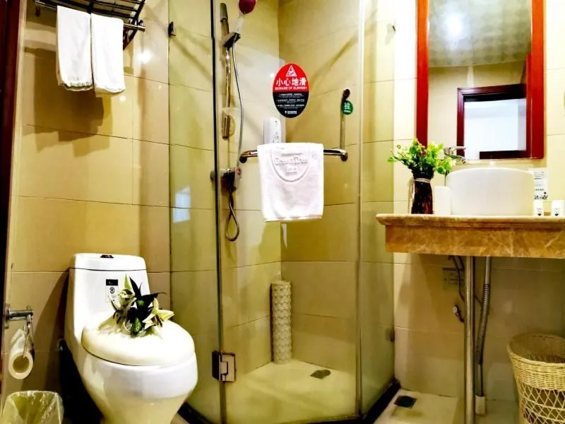 GreenTree Inn ShangHai Car Piers Studio Express Hotel