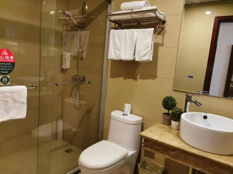 GreenTree Inn ShangHai Car Piers Studio Express Hotel