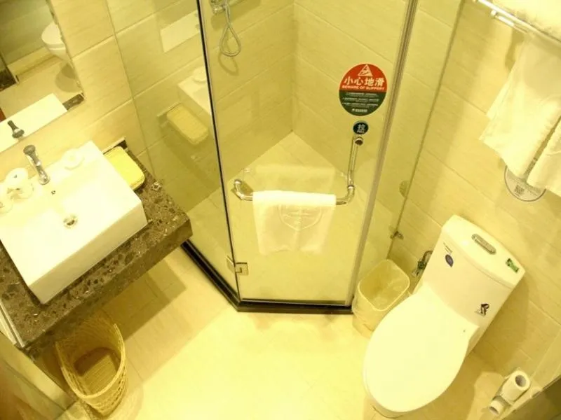 GreenTree Inn HeBei QinHuangDao ChangLi County MinSheng Road Walking Street Express Hotel