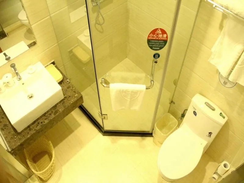 GreenTree Inn HeBei QinHuangDao ChangLi County MinSheng Road Walking Street Express Hotel