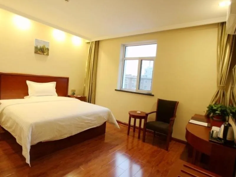 Bed in GreenTree Inn Shanxi Xinzhou South Jianshe Road Express Hotel