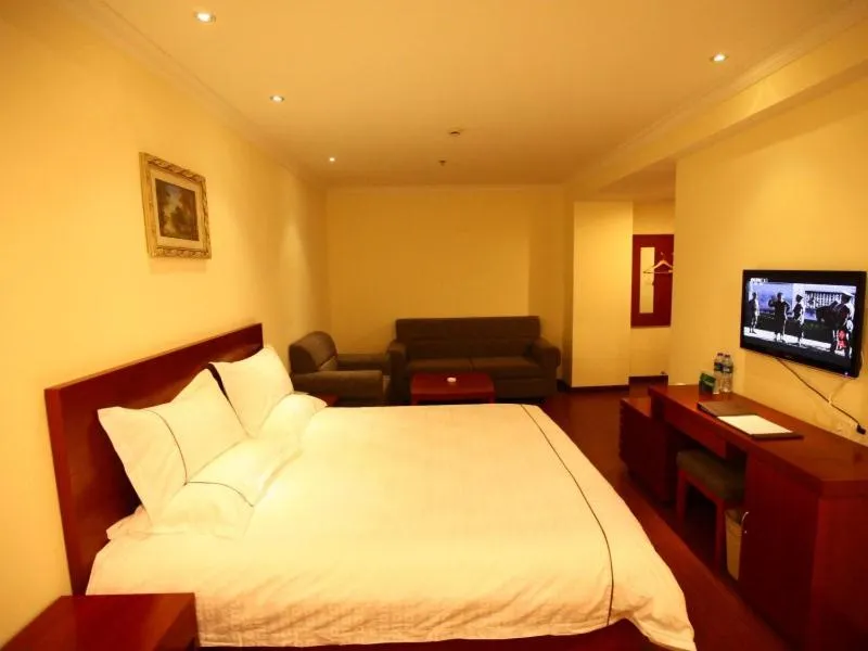 GreenTree Inn Shanxi Taiyuan Tongluo Bay Business Hotel