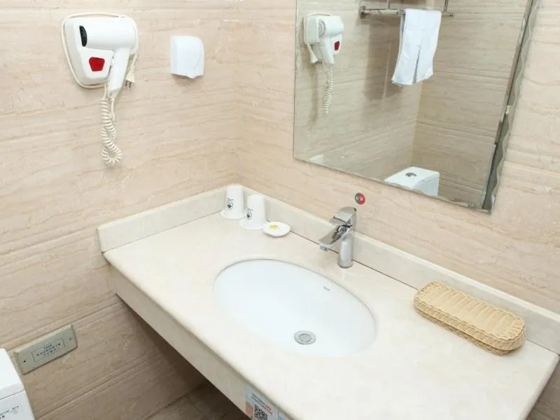 GreenTree Inn Neimenggu Tongliao Railway Station Jianguo Road Express Hotel