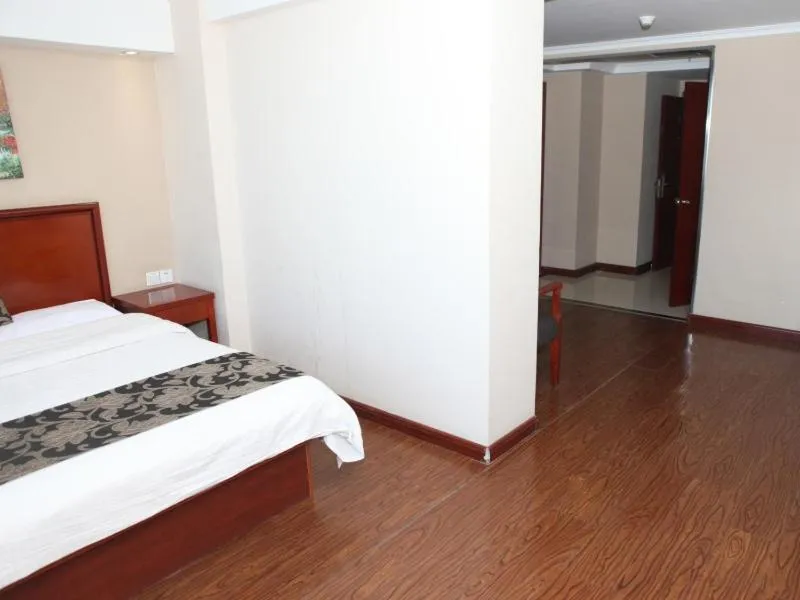 GreenTree Inn Neimenggu Tongliao Railway Station Jianguo Road Express Hotel