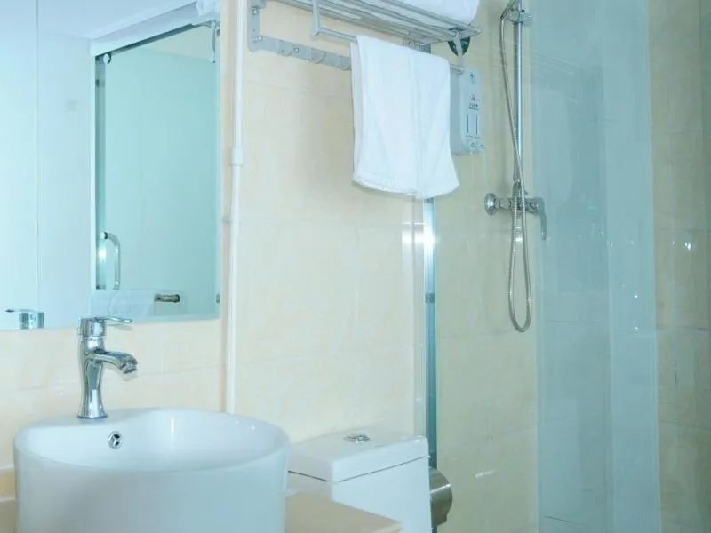 GreenTree Inn Shandong Dezhou Qihe County Party committee Qilu Street Express Hotel