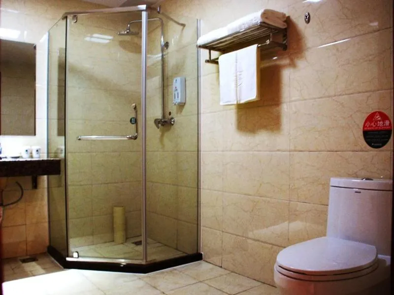 GreenTree Inn ShanDong WeiFang LinQu ZhanQian Road LuChuan Business Hotel