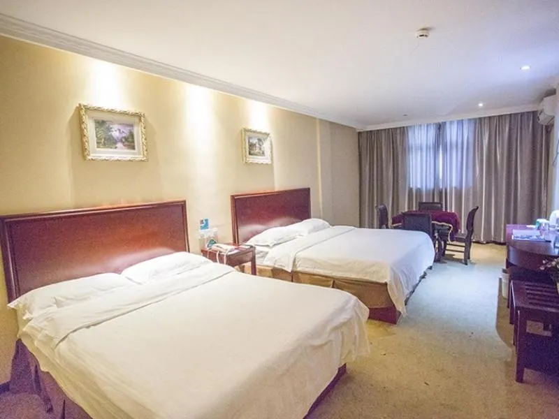 GreenTree Inn ShanDong JiNing JiaXiang County JianShe (S) Road Express Hotel