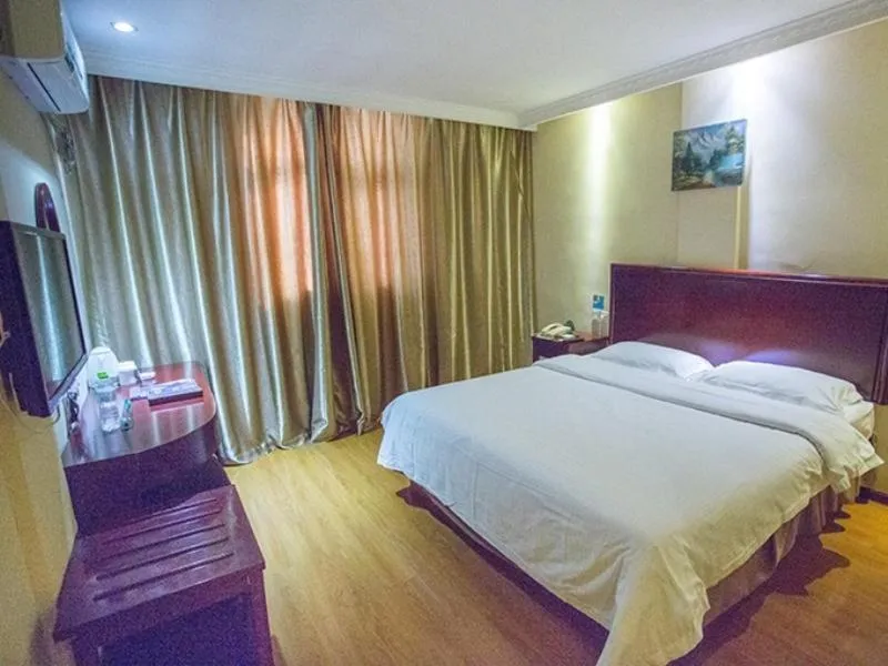 GreenTree Inn ShanDong JiNing JiaXiang County JianShe (S) Road Express Hotel