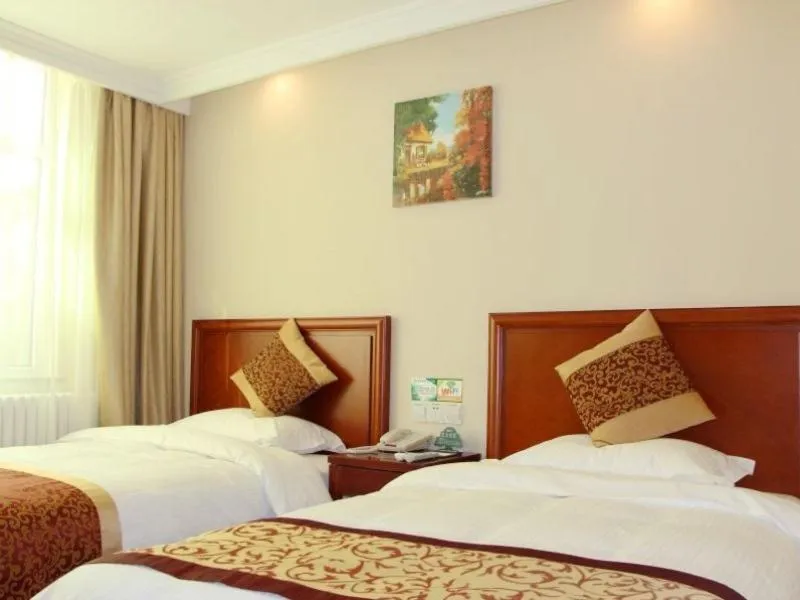 Bed in GreenTree Inn ShanDong JiNing ZouCheng ChangPingShan Road ChangPing Garden Express Hotel