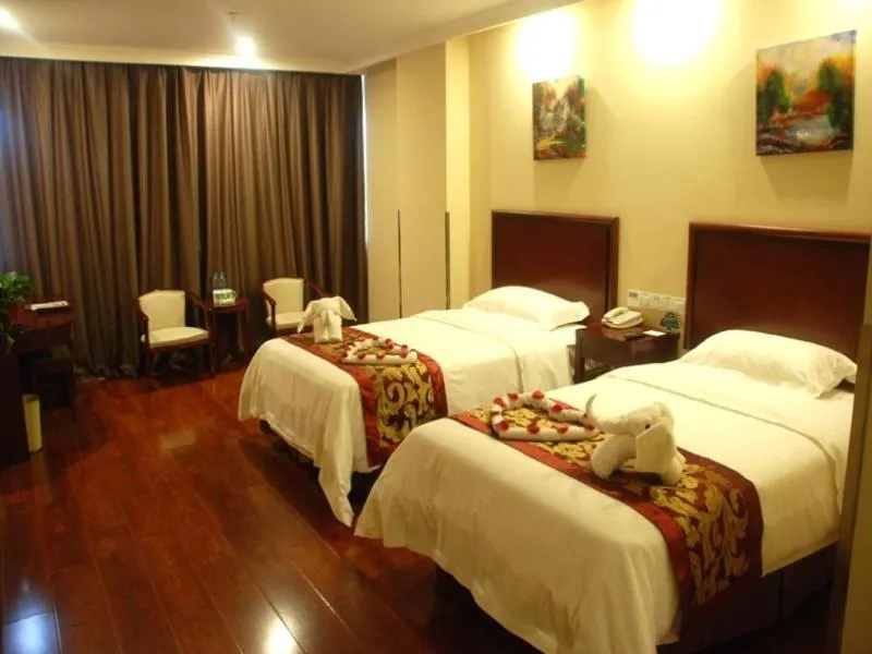 Bed in GreenTree Inn FengTai ZhongShan North Road Express Hotel