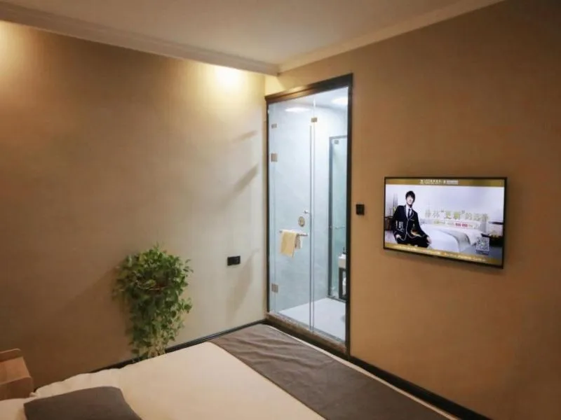 Bed in GreenTree Inn ShanDong ZaoZhuang TengZhou FuQian Road LongQuan Square Business Hotel