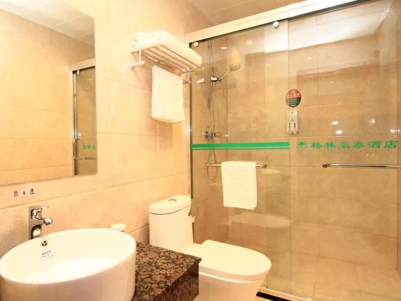 GreenTree Inn ShanDong RiZhao JuXian YinXing Avenue Middle ShanDong Road Business Hotel