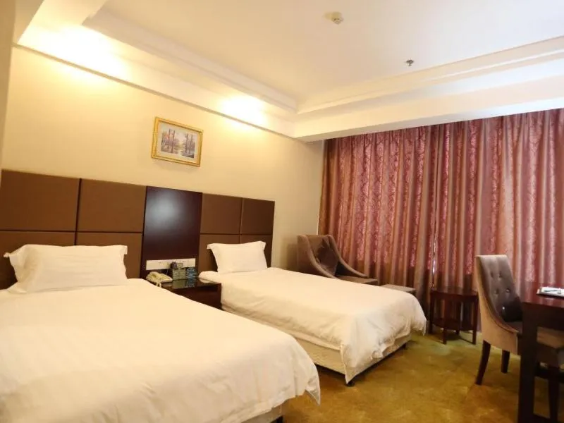 Bed in GreenTree Inn ShanDong RiZhao ShanHaiTian Holiday Resort Business Hotel