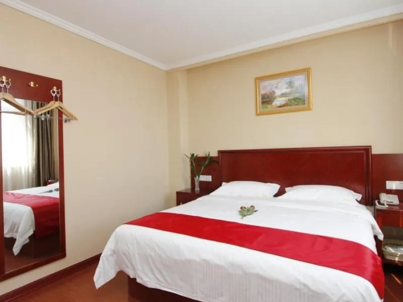 Bed in GreenTree Inn ShanDong RiZhao Bus Station FuHai Road Express Hotel