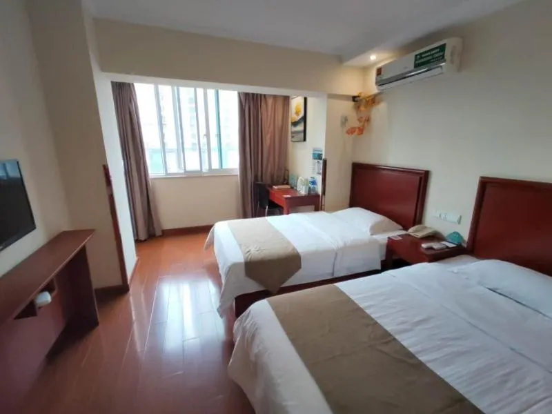 Bed in GreenTree Inn Jiangxi Yingtan Railway Station Square Business Hotel