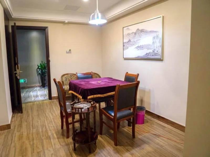 GreenTree Inn Jiangxi Yingtan Jiaotong Road Central Square Business Hotel