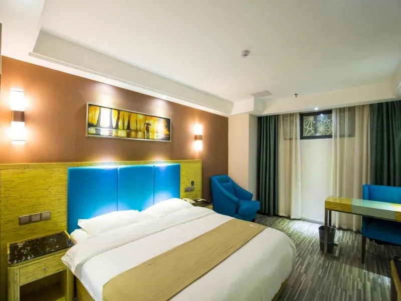 GreenTree Inn Jiangxi Yingtan Jiaotong Road Central Square Business Hotel