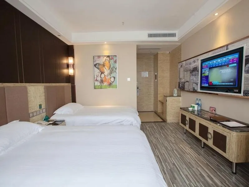 GreenTree Inn Jiangxi Yingtan Jiaotong Road Central Square Business Hotel