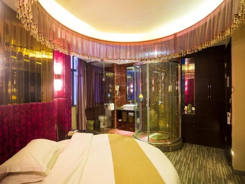 GreenTree Inn Jiangxi Yingtan Jiaotong Road Central Square Business Hotel