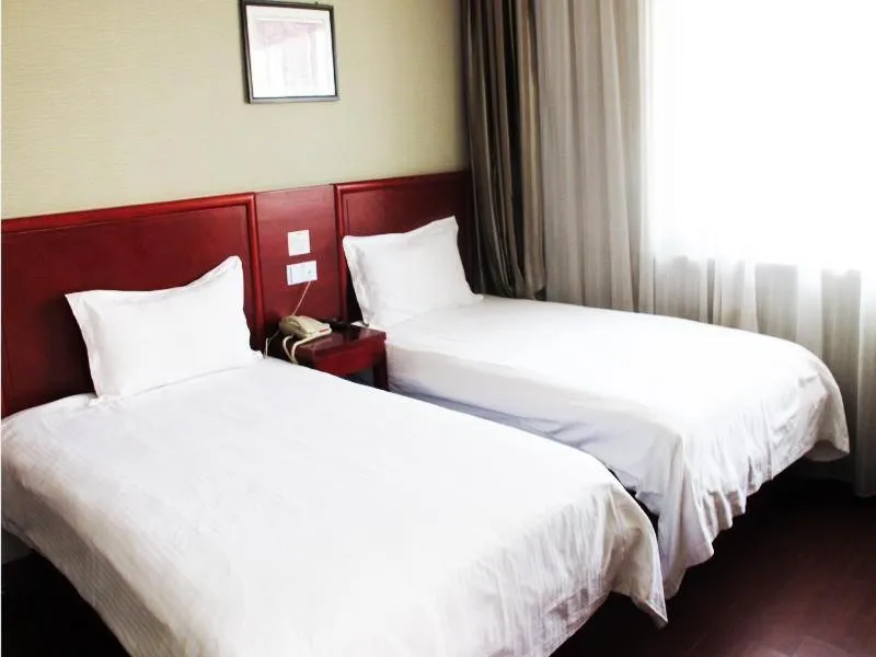 Bed in GreenTree Alliance JiangXi ShangRao YiYang County ZhiMin Aveune YingBin Avenue Hotel