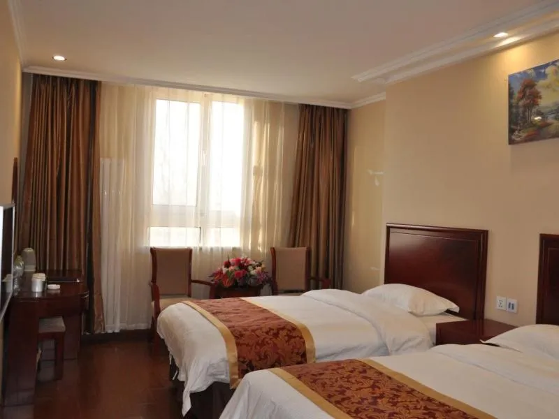 Bed in GreenTree Inn Beijing Changyang Town Jiazhou Shuijun Express Hotel