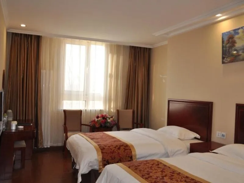 Bed in GreenTree Inn Beijing Changyang Town Jiazhou Shuijun Express Hotel