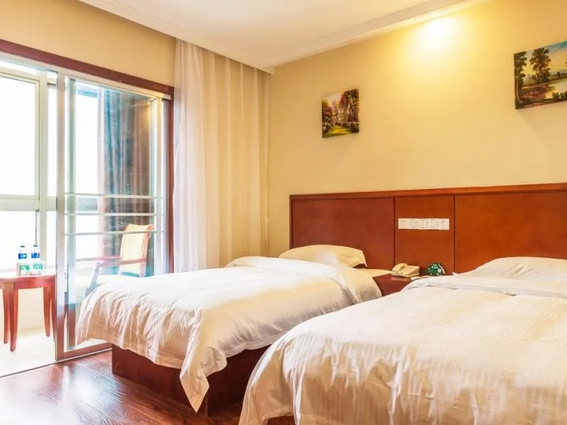 Bed in GreenTree Inn JiangSu Wuxi Jiangyin Huashi Avenue Huaxi Village Business Hotel