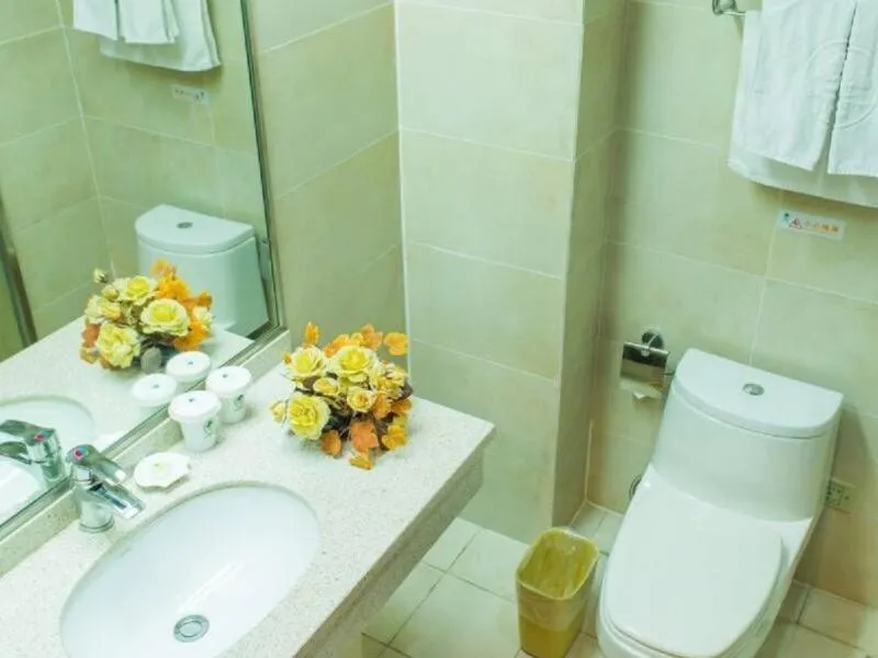 GreenTree Inn Jiangsu Wuxi Jiangyin North Huancheng Road Walking Street Express Hotel