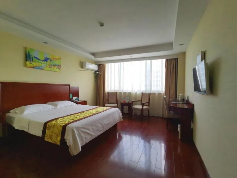 Bed in GreenTree Inn Jiangsu Suzhou Taicang Liuhe Passenger Station Express Hotel