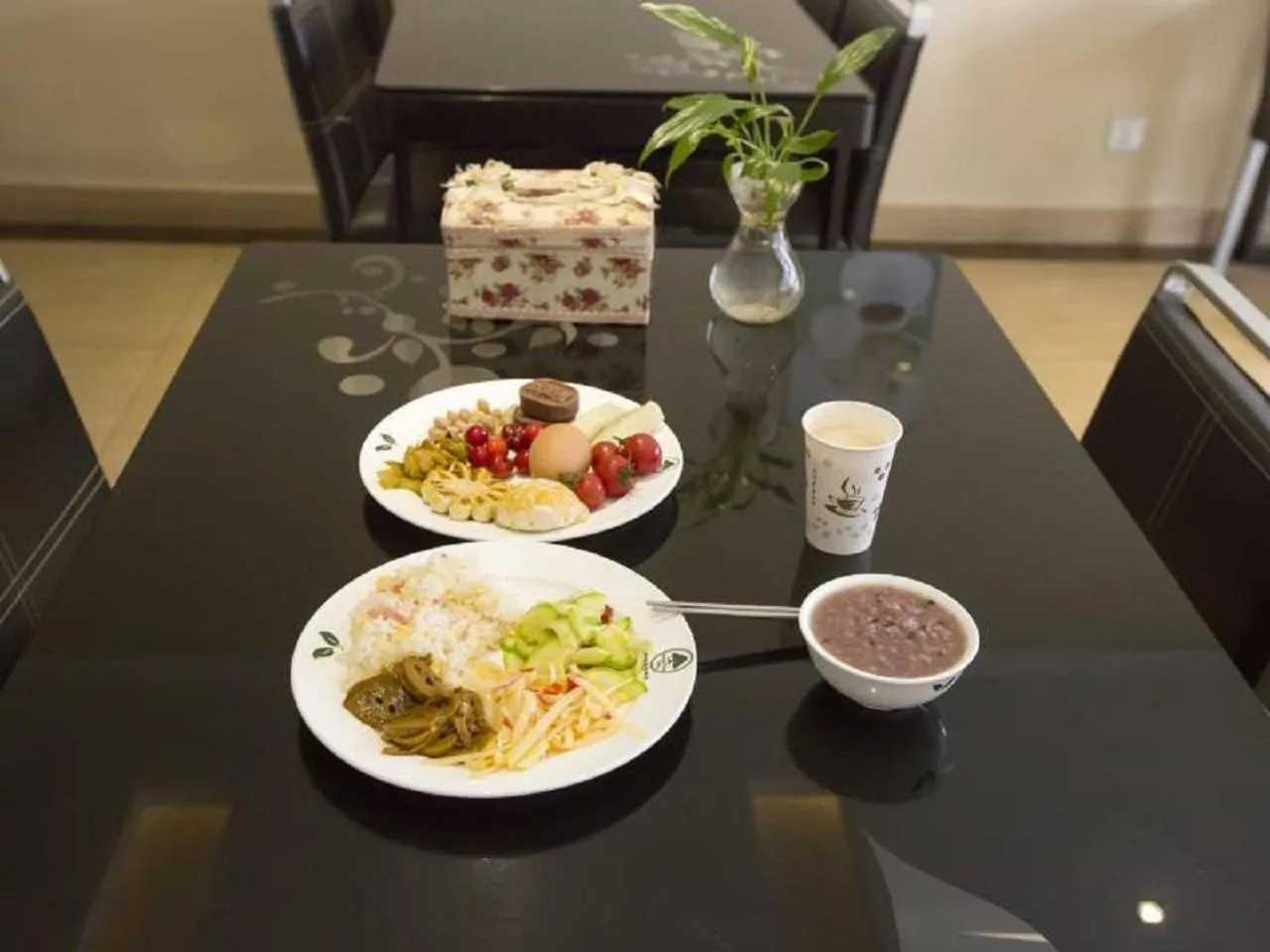 Buffet breakfast in GreenTree Inn Jiangsu Suzhou Taicang Liuhe Passenger Station Express Hotel