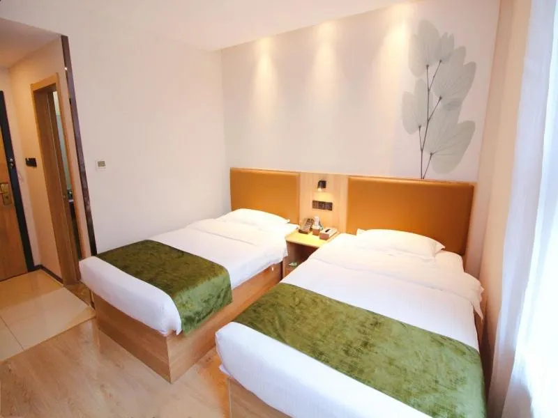 Bed in GreenTree Inn JiangSu SuZhou Industrial Park QingJian Lake Express Hotel